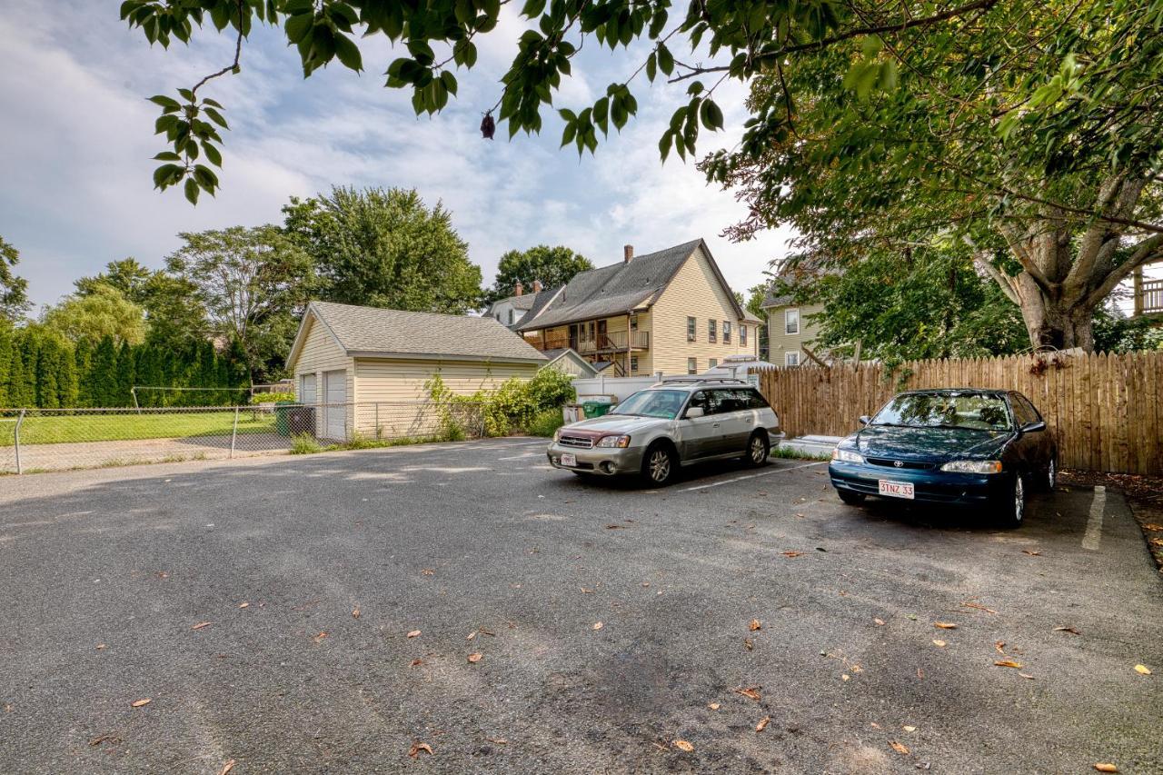 Humble Home With Free Breakfast Offered If Requested! Chicopee Exterior foto